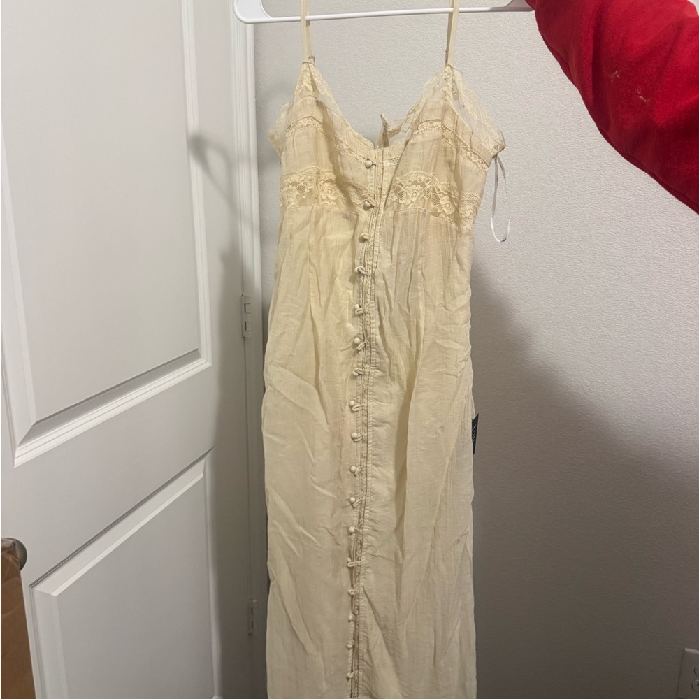 Lulu's Cream Lace Button-Up Dress